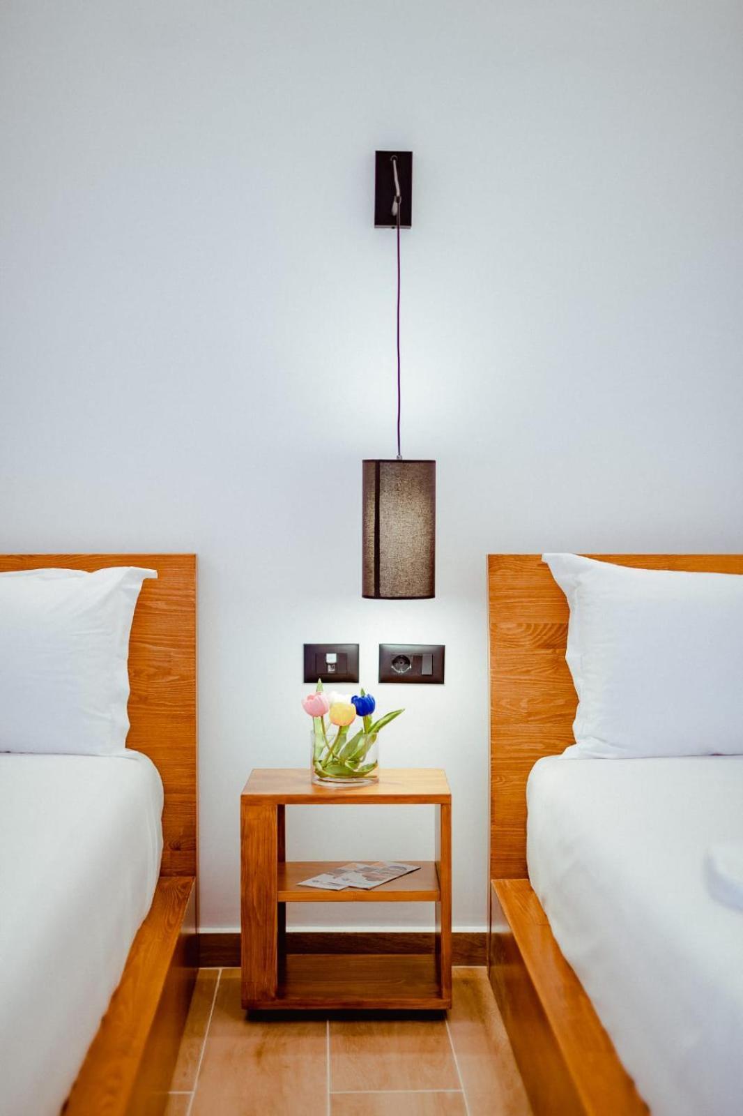 Gloal Suites & Residence Sarande Exterior photo