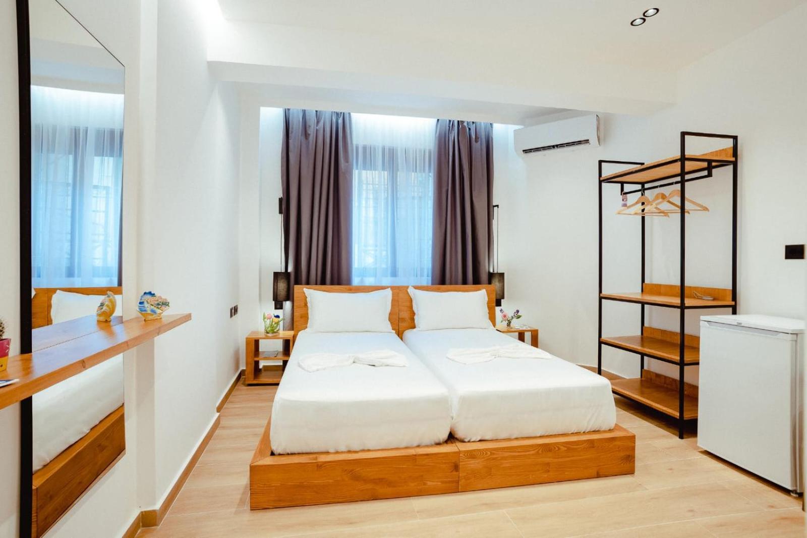 Gloal Suites & Residence Sarande Exterior photo