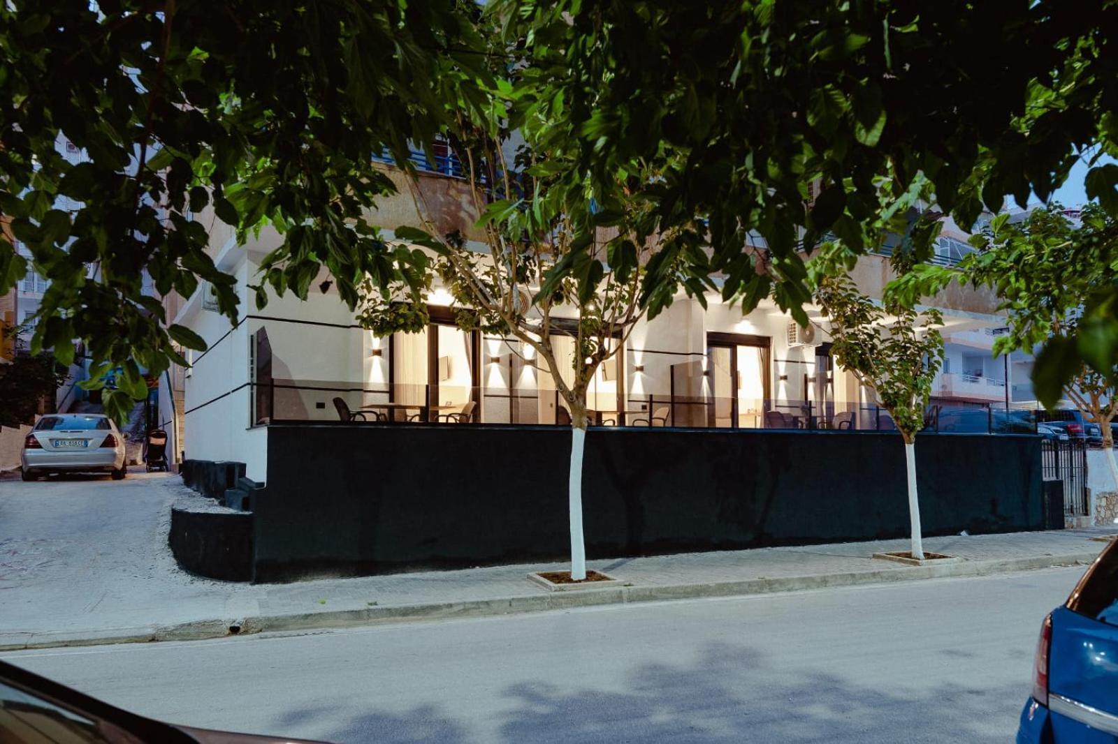 Gloal Suites & Residence Sarande Exterior photo
