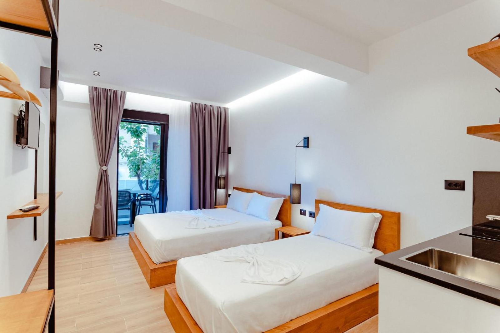 Gloal Suites & Residence Sarande Exterior photo